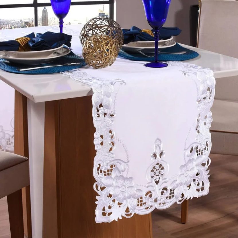 A imagem mostra um exemplo de um trilho de mesa.